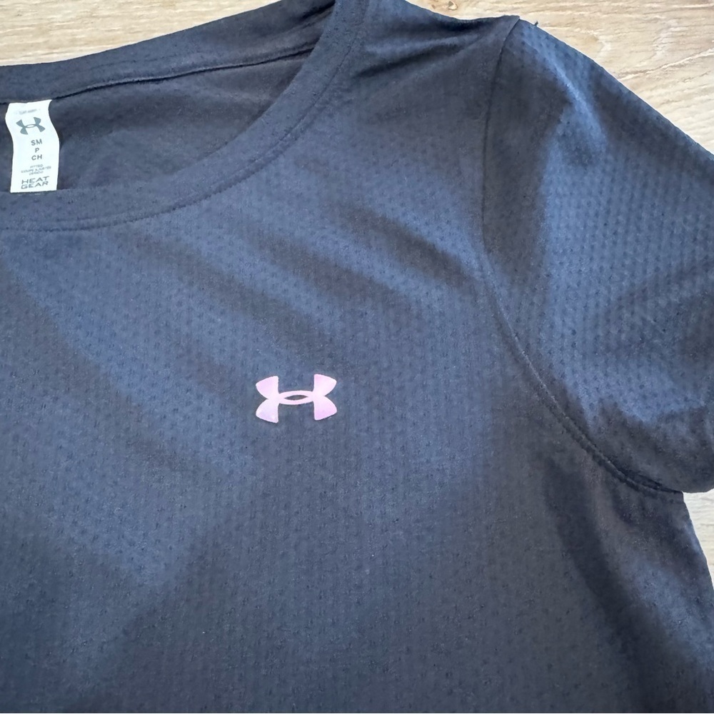 Under Armour black short sleeved athletic workout top, pink logo, stretchy, S. - Picture 3 of 7